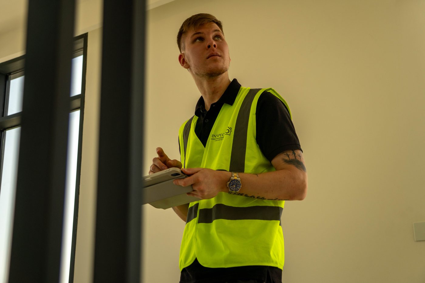 An Inspecto Handover inspector recording defects on a tablet during a Dubai handover inspection