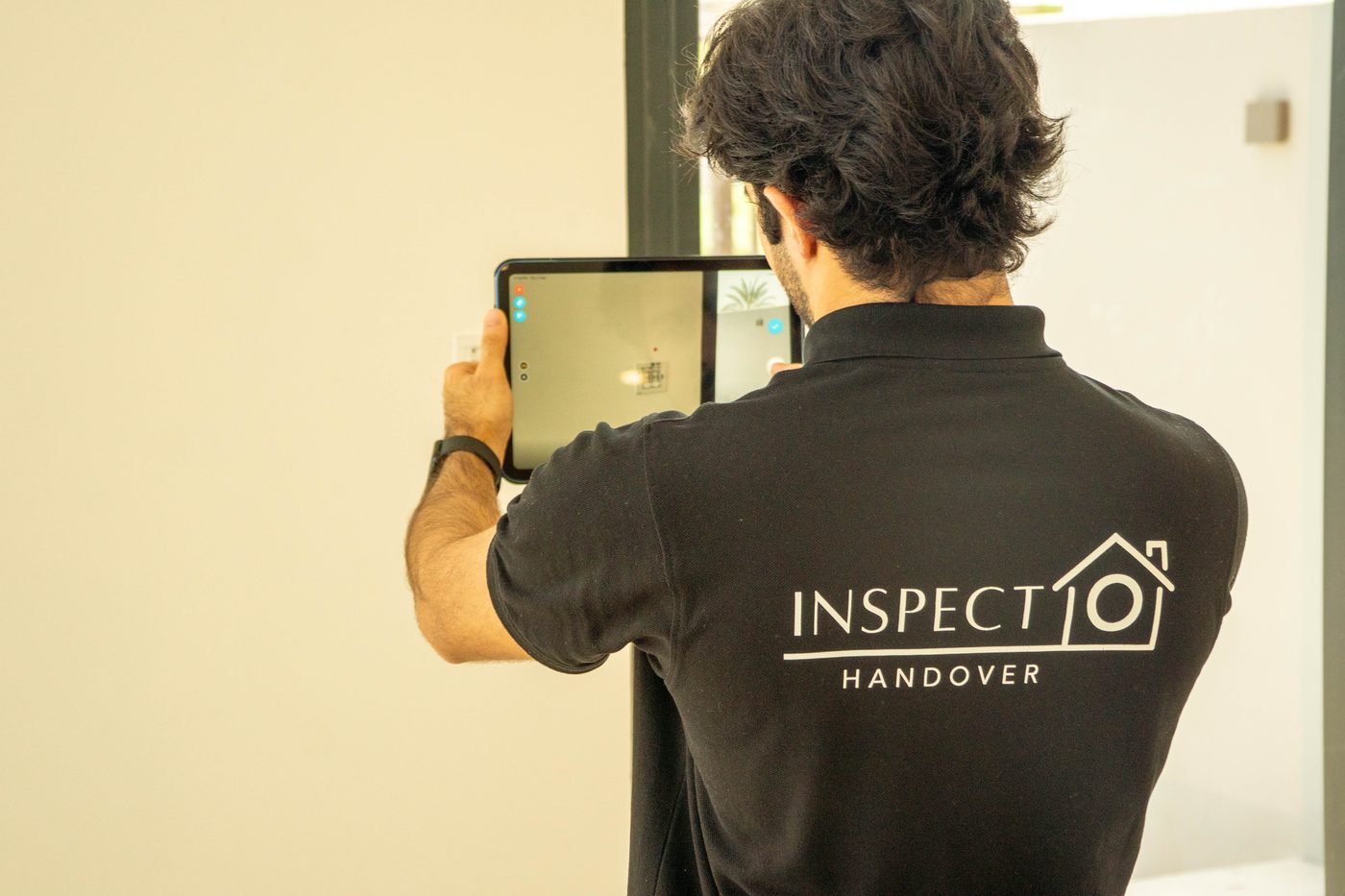 Inspecto Handover inspector in Dubai: every socket and switch photographed and logged individually